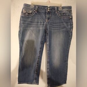 Vigoss "The Chelsea Capri" Size 16